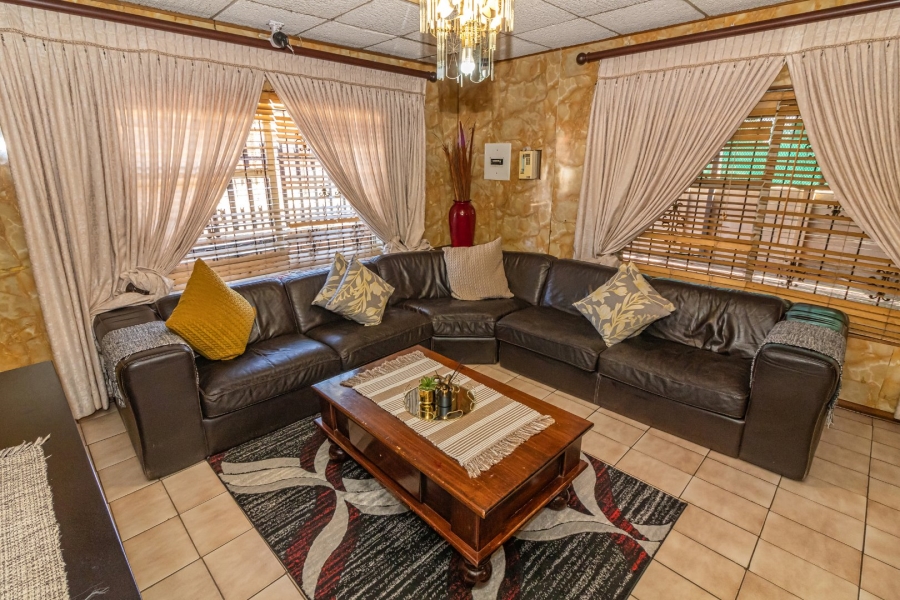 3 Bedroom Property for Sale in Gelukwaarts Free State